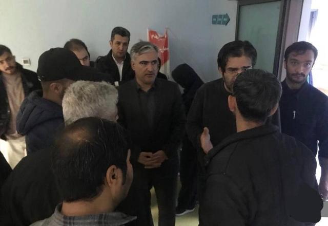 عیادت فرماندار سنندج از آتشنشان سانحهدیده/تأکید بر رسیدگی فوری به مشکلات کارکنان شهرداری