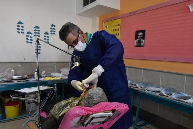 ارائه بیش از ۶ هزار و ۳۰۰ خدمت رایگان درمانی به مددجویان خراسان جنوبی