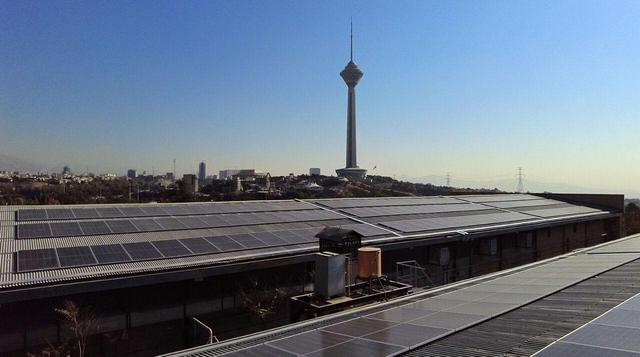 سهم نیروگاه های خورشیدی به بیش از ۲ هزار مگاوات رسید