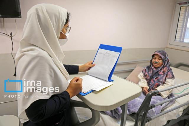 ۱۰۰ میلیارد تومان پرداختی معوق کادر درمان در لرستان تامین اعتبار شد