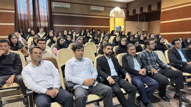 برگزاری کارگاه آموزشی پیشگیری از آسیب‌های اجتماعی در گیلانغرب