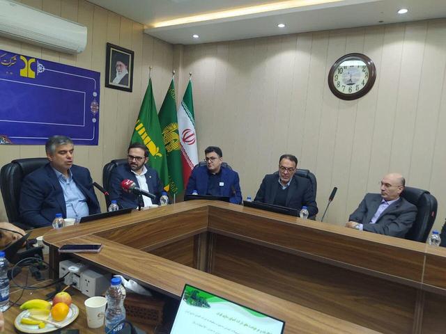 تاکید استاندار مرکزی بر ضرورت هدایت نقدینگی کمباینسازی به سمت تولید