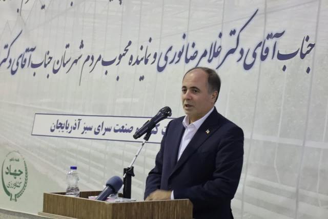 وزیر جهاد کشاورزی: گلخانهها راه نجات کشاورزی از بحران آب هستند