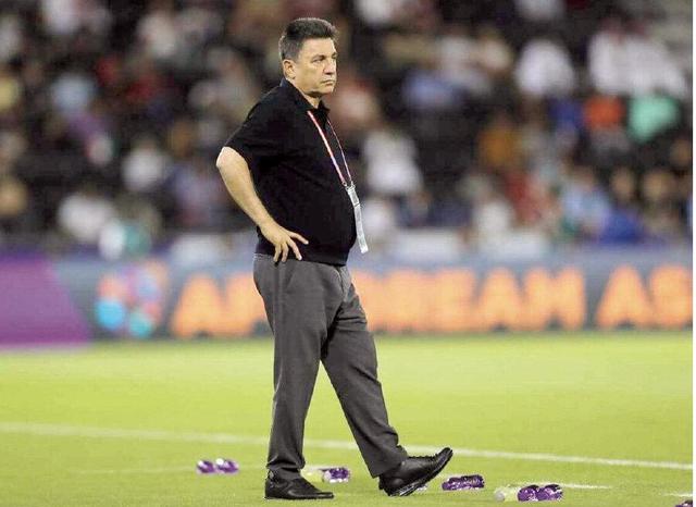 شوخی خطرناک قلعهنویی با حیثیت فوتبال ایران: همین بود؟