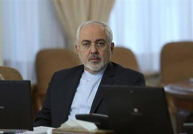 ظریف: ایران در برابر تهدید سر فرود نمی‌آورد