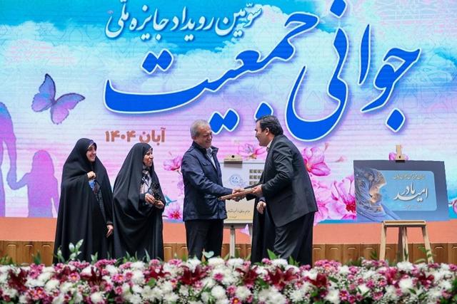 تقدیر رئیس جمهور از مدیرعامل شرکت توزیع نیروی برق استان قزوین