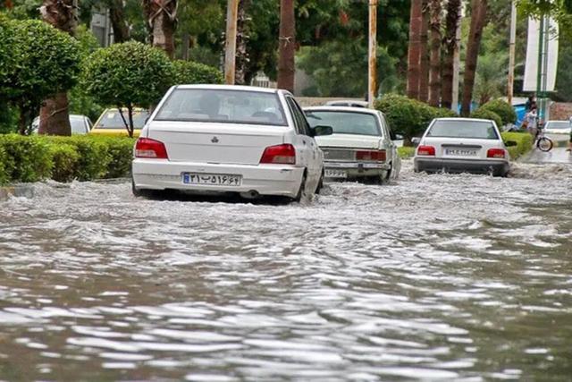 وقوع سیل در روستای هفتشهیدان در مسجد سلیمان استان خوزستان+فیلم