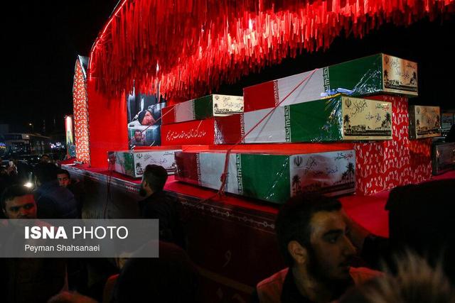 از نمایش قدرت موشکها تا بدرقه کاروان اهالی بهشت