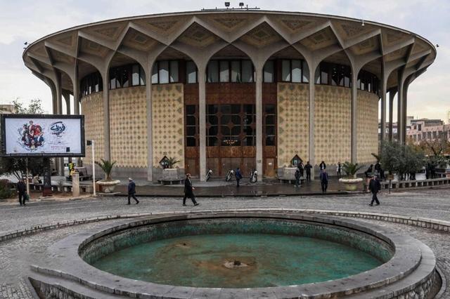 آیا شهرداری حوض تئاتر شهر را با خاک یکسان کرد؟ / توضیحات مدیر تئاتر شهر