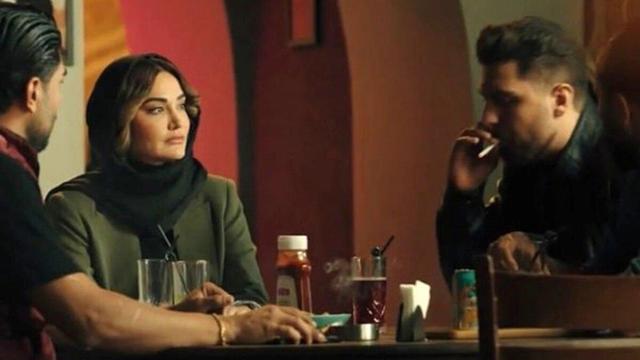 بازیگر خانم: همسرم بدترین برخورد را پشت صحنه با من داشت! | ببینید