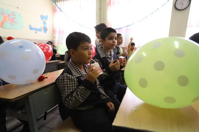 شیر مدرسه باز هم نرسید