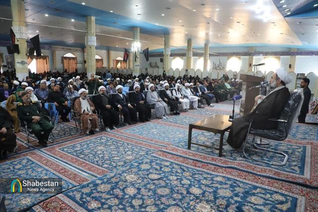 شهدای روحانی با خون خود سند حقانیت مسیرشان را امضا کردند