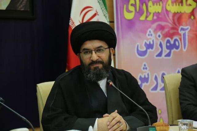 حسینی: مطالعه و مسئولیتپذیری رمز موفقیت نسل نوجوان است