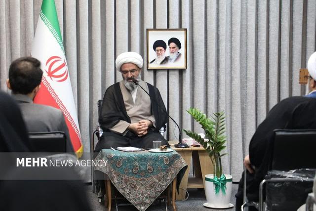 پایگاه‌های قرآنی در مساجد استان سمنان توسعه یابد