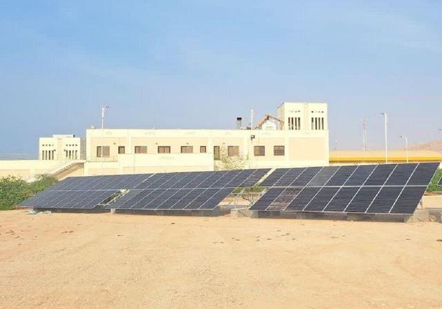 پیشرفت ۸۰ درصدی نیروگاه خورشیدی بندر سیراف