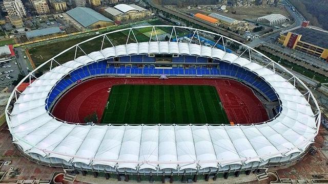 ورزشگاه امام رضا(ع) میزبان مسابقات تیم فوتبال ابومسلم ثامن است