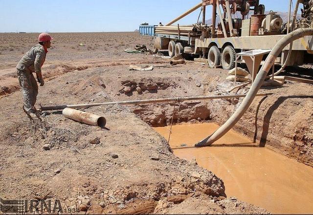 الزام صنایع اصفهان به حفر چاههای جذبی برای تغذیه سفرههای زیرزمینی