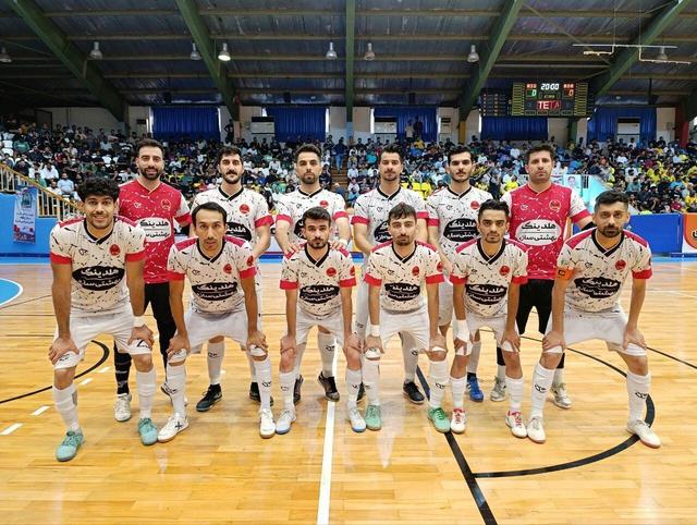 فیلم| سرمربی فوتسال نفت اصفهان: تغییر کادر فنی بهشتی‌سازه کار ما را سخت کرد