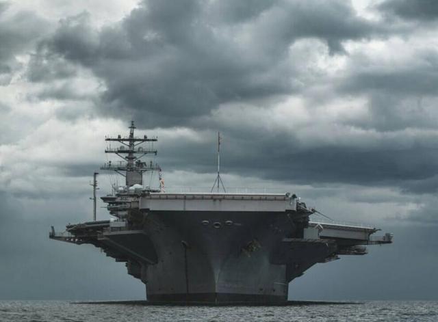 بزرگ‌ترین ناو هواپیمابر پنتاگون وارد دریای کارائیب شد +فیلم