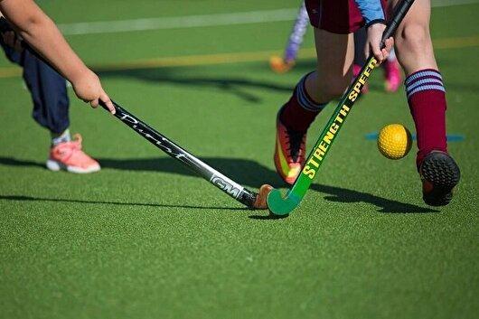 افتتاح زمین چمن جدید هاکی/برگزاری مسابقات قهرمانی پیشکسوتان کشور