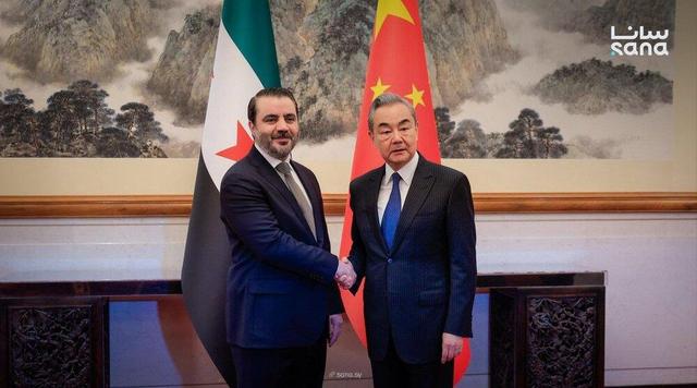 دیدار الشیبانی با وزیر خارجه چین در پکن