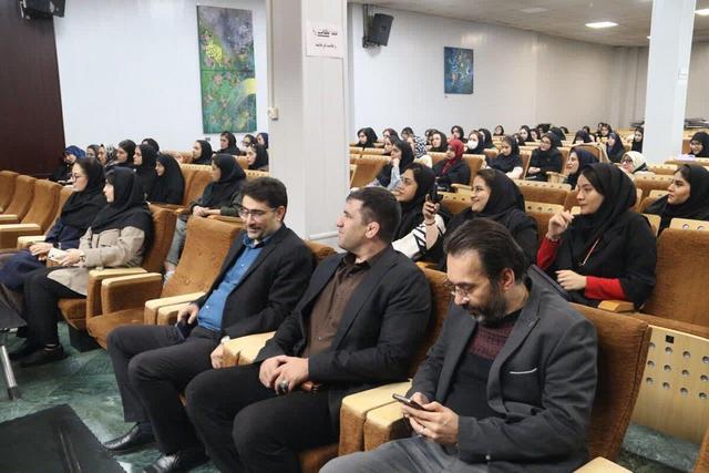 با حضور رئیس واحد تهران غرب؛ اهمیت ارتباط مؤثر در محیط‌های دانشگاهی بررسی شد