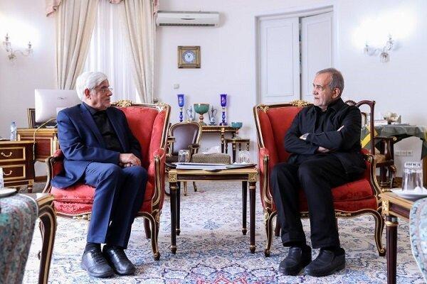 ریشه شایعات پیدرپی علیه دولت کجاست؟/ جنگ روانی با محور استعفای عارف و پزشکیان