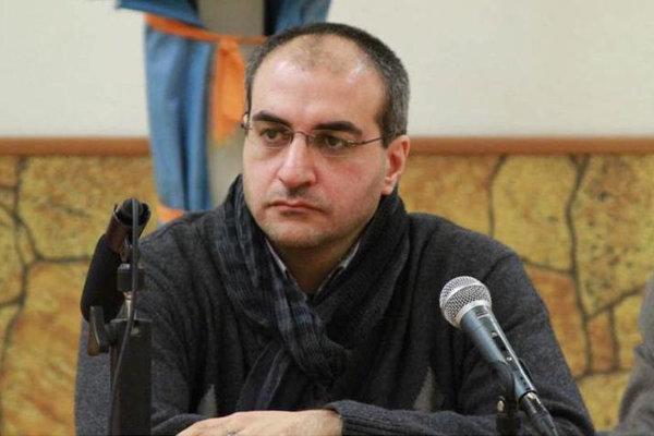 خشکی این سال‌ها و دودگرفتگی شهر از یادمان برده که عاشق پاییز بودیم/ کیانوش غریب‌پور از طراحی پوستر رویداد پاییز- برگ گفت