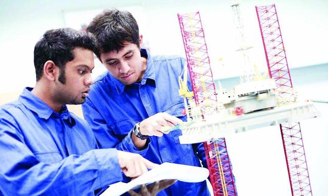 پس از فرار مغزها اکنون با فرار دستها مواجه هستیم