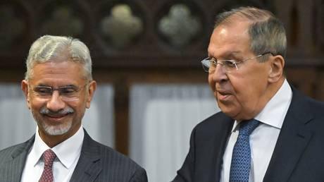 Russian and Indian foreign ministers meet ahead of Putin’s New Delhi visit