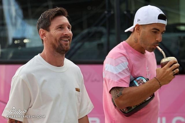 لوئیس سوارس: بازگشت من و مسی به بارسلونا قطعیست/ لئو دوست دارد همه بدرخشند!