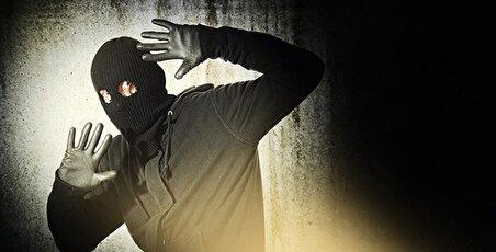 ببینید| وقتی مهربانی کودک، وجدان دزد را بیدار می کند