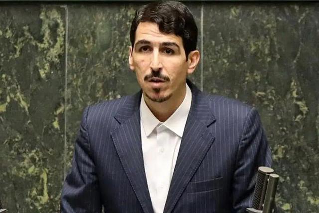 کشف تراکنشهای میلیاردی بنزین