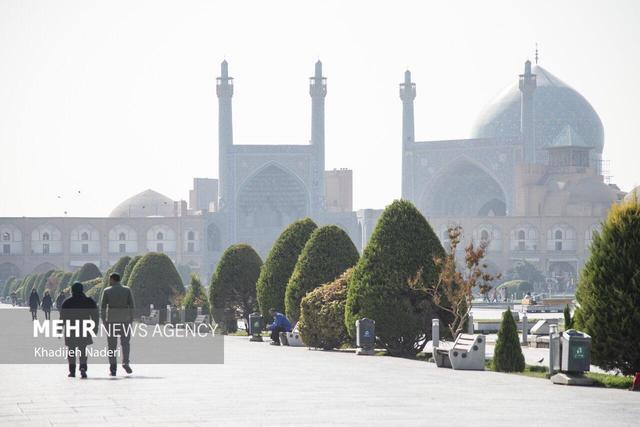 هوای اصفهان در وضعیت نارنجی و ناسالم است