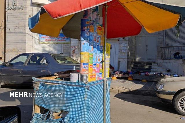 تهدید جان نوزادان زاهدانی؛ دستفروشی شیرخشک در خیابان غیربهداشتی است