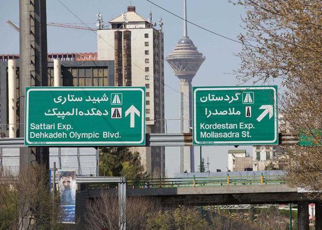 استانداردسازی بیش از ۱۰ هزار نشانه شهری در تهران