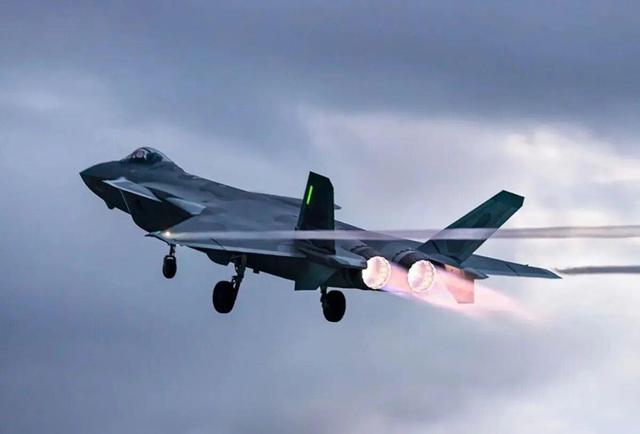 اژدهای سیاه چینی در آسمان پارسی؛ واقعیتی میدانی یا شایعه‌ای رسانه‌ای