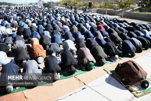 اقامه نماز باران در فراشبند فارس