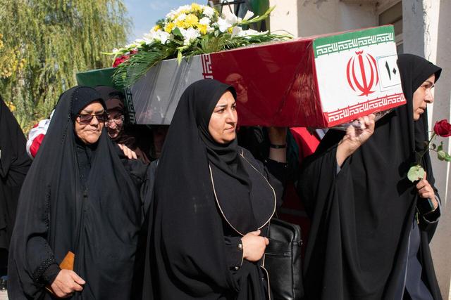 استقبال از پیکر مطهر ۶ شهید گمنام دفاع مقدس در یاسوج