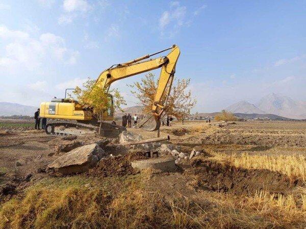 انسداد ۱۰۲ حلقه چاه غیرمجاز در شهرستان صحنه