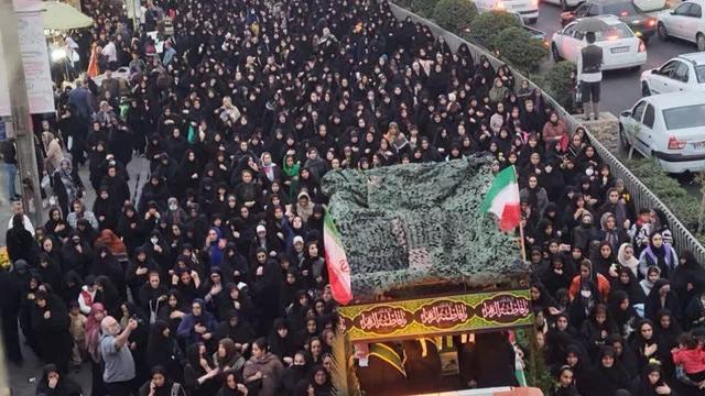 آغوش گشایی مردم مازندران برای شهدای گمنام