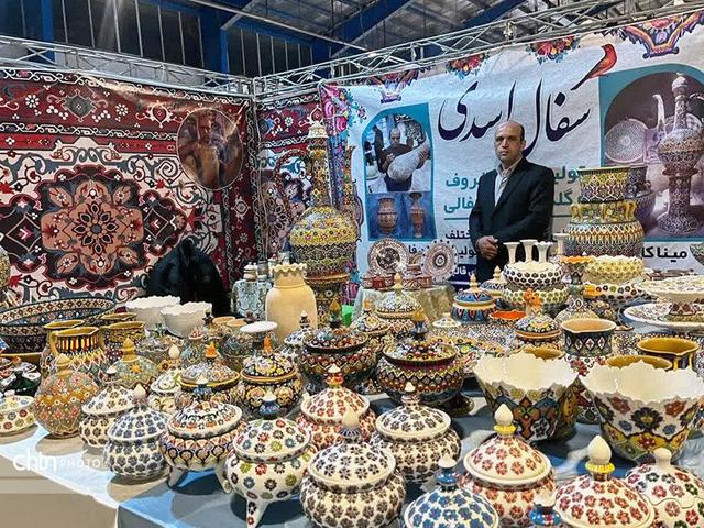 حضور پررنگ هنرمندان قمی در نمایشگاه صنایعدستی کرمانشاه