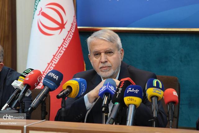 نشست خبری برخط مدیرانکل ستادی و استانی باحضور وزیر میراثفرهنگی، گردشگری و صنایعدستی