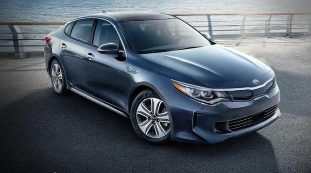 محکومیت ۴۳ میلیارد ریالی قاچاقچی خودرو خارجی درالبرز