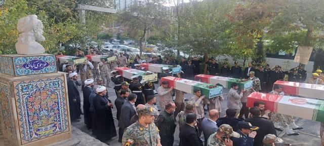 فیلم | استقبال باشکوه شیراز از ۱۶ شهید گمنام