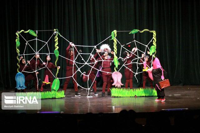 جزییات بخش پژوهش جشنواره تئاتر کودک و نوجوان اعلام شد/گفتوگو درباره آموزش، جامعه و اندیشه