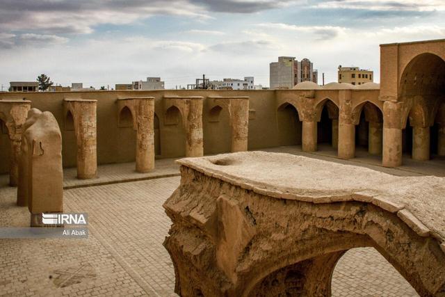 فرماندار دامغان:‌ مشکل منظَر و حریم «تاریخانه» برای ثبت جهانی در یونسکو برطرف شود