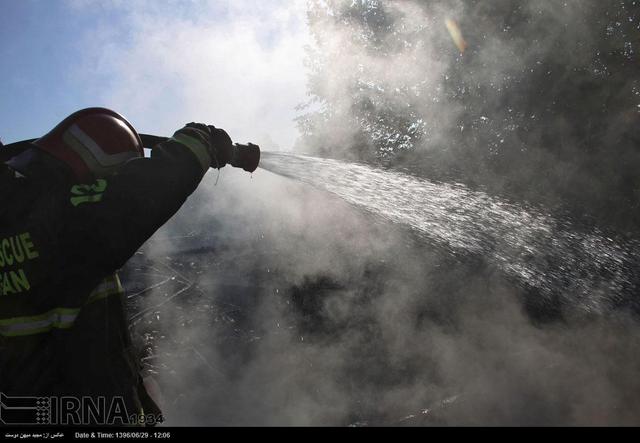 آتش سوزی در بازار گناوه تلفات جانی نداشت
