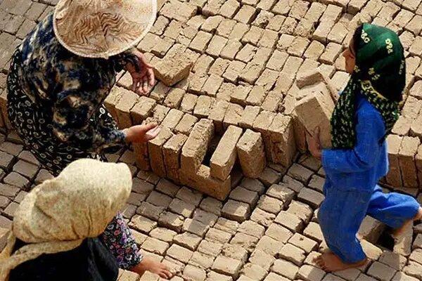 کودکیهایی که پای کورهها آجر میشود