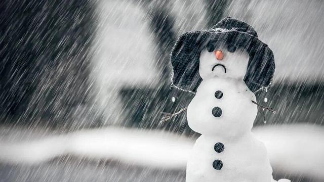 بارش شدید برف پاییزی در تهران را ببینید